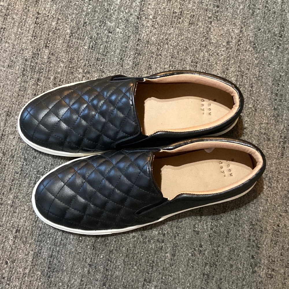 Woman slip ons